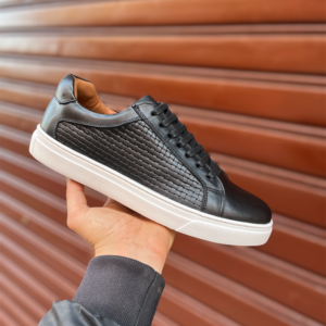 R'316 BASKETS EN CUIR NOIR